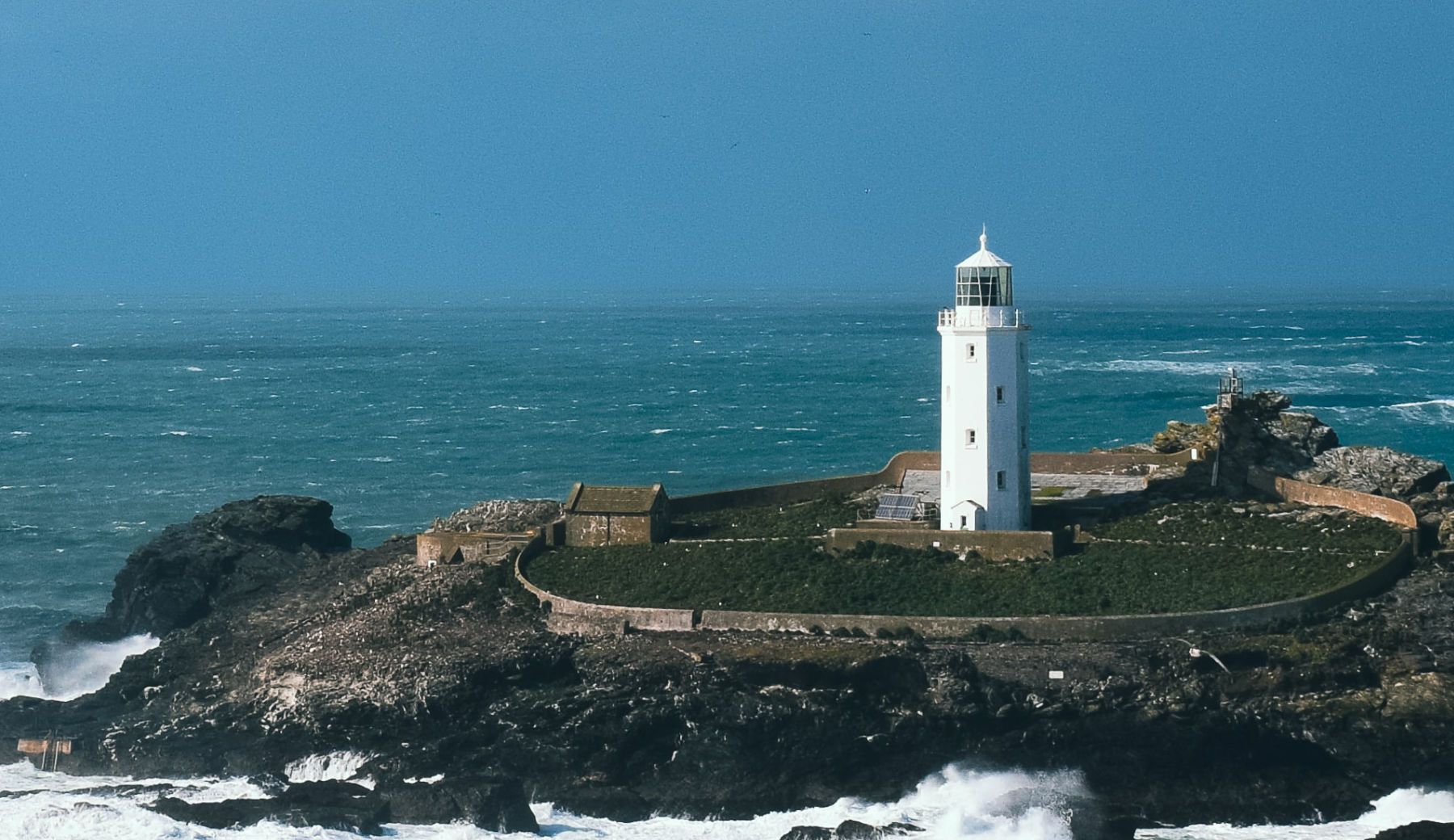 Image of guiding lighthouse